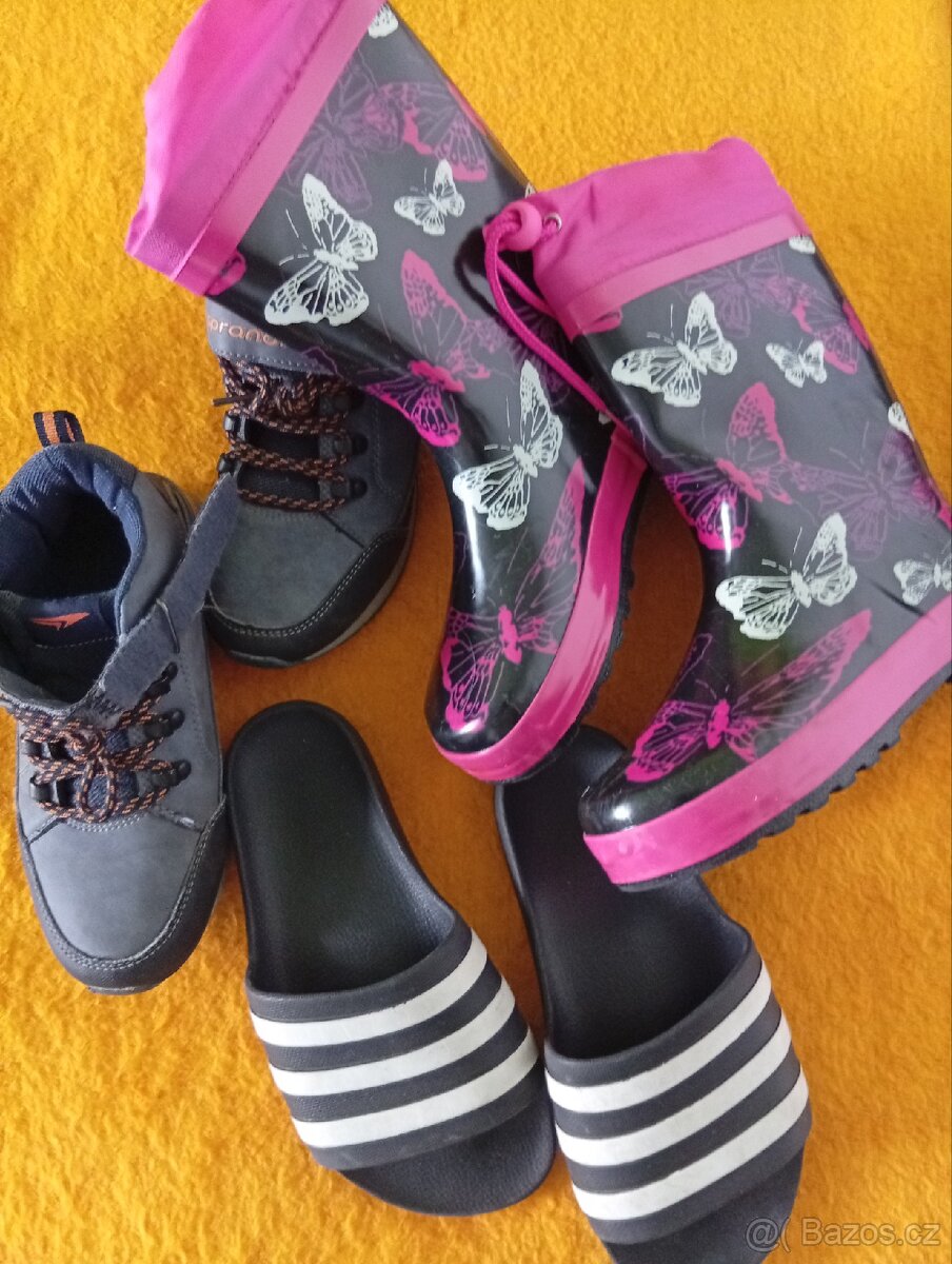 Holíny,kot.boty+cukle vel.33
