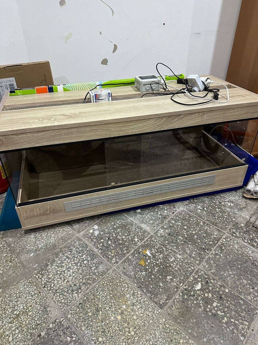 Terárium 120x50x50 cm