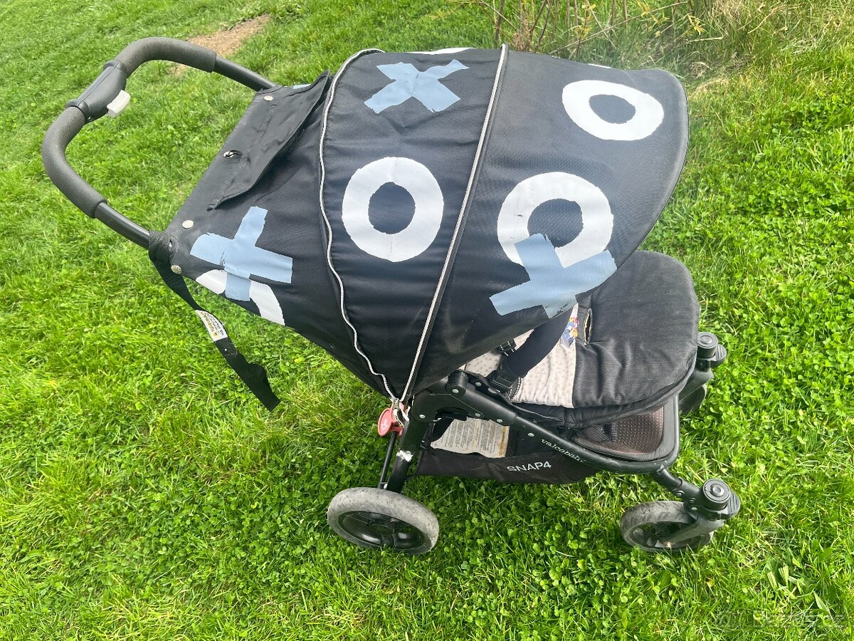 Sportovní kočárek VALCO Snap 4 – lehký, skladný, pohodlný