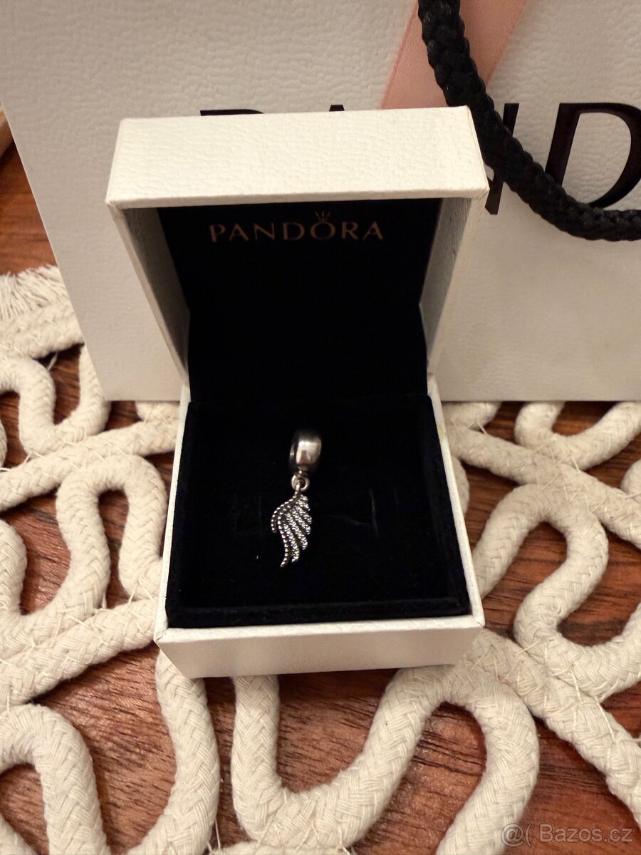 Přívěsek Pírko Pandora