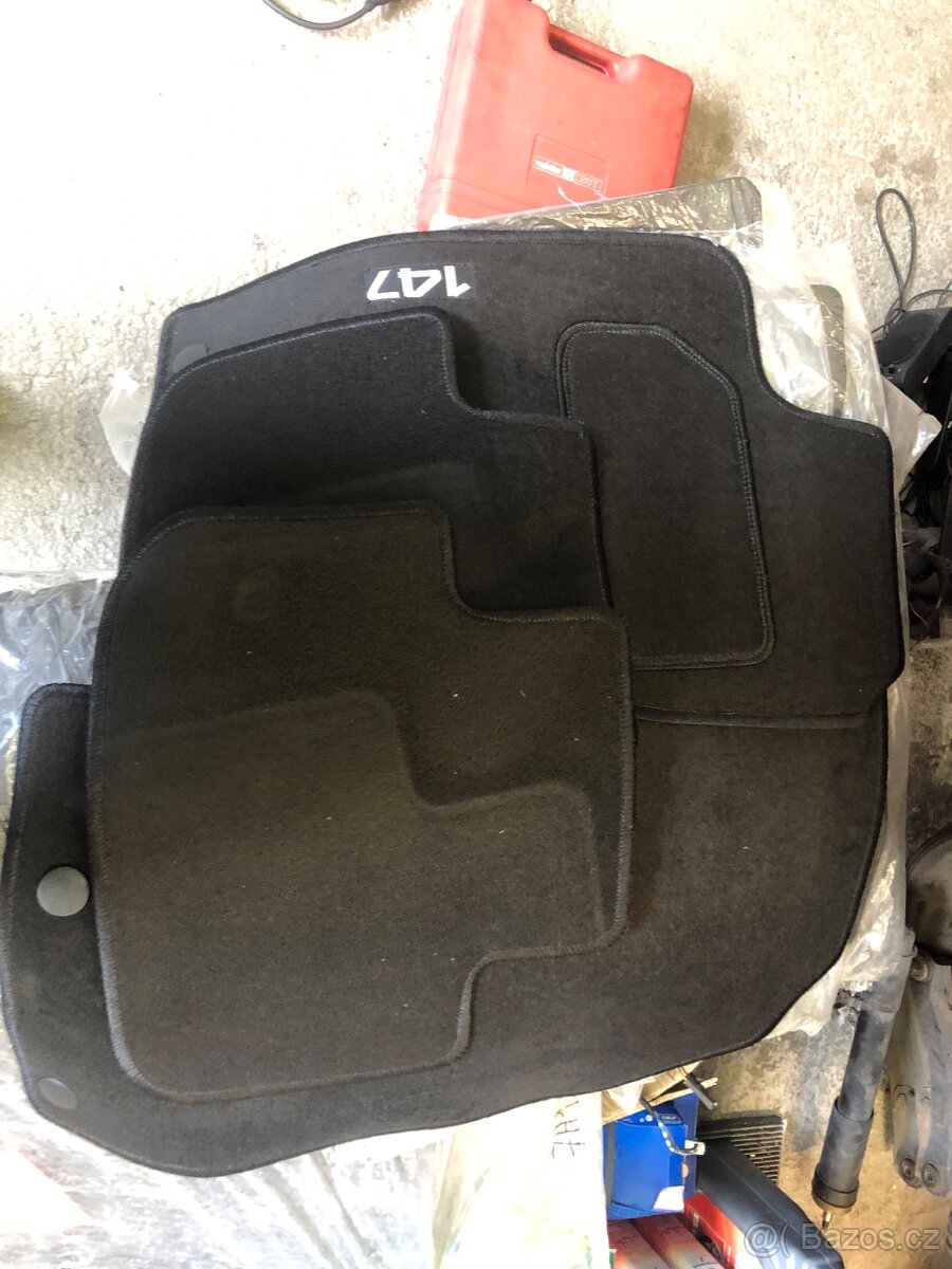 Alfa Romeo 147 textilní konerce