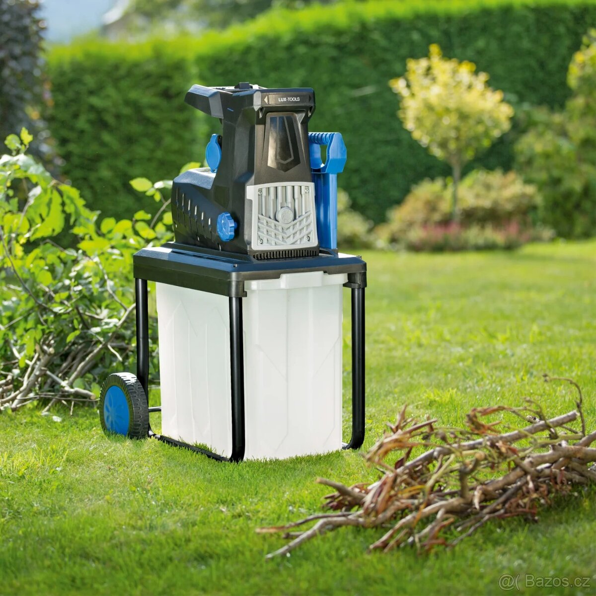 LUX Elektrický tichý válcový drtič E-LH-2800/45B, 2 800 W