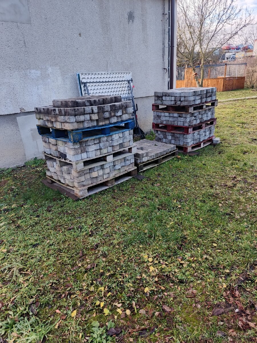 Zámková dlazba 19m2