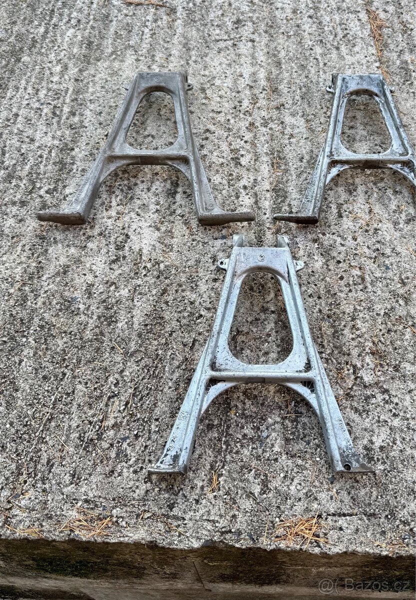 Jawa 250 350 sport, calif, ČZ - stojany 19 kola