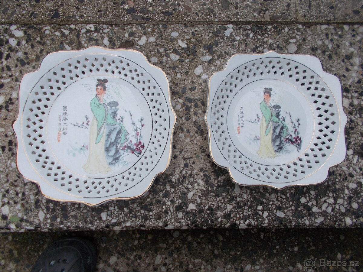 Retro porcelánové prolamované misky čínské 2 ks