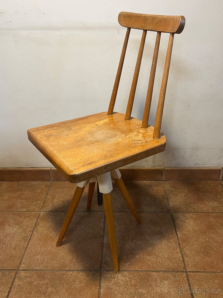 Otáčecí RETRO židle