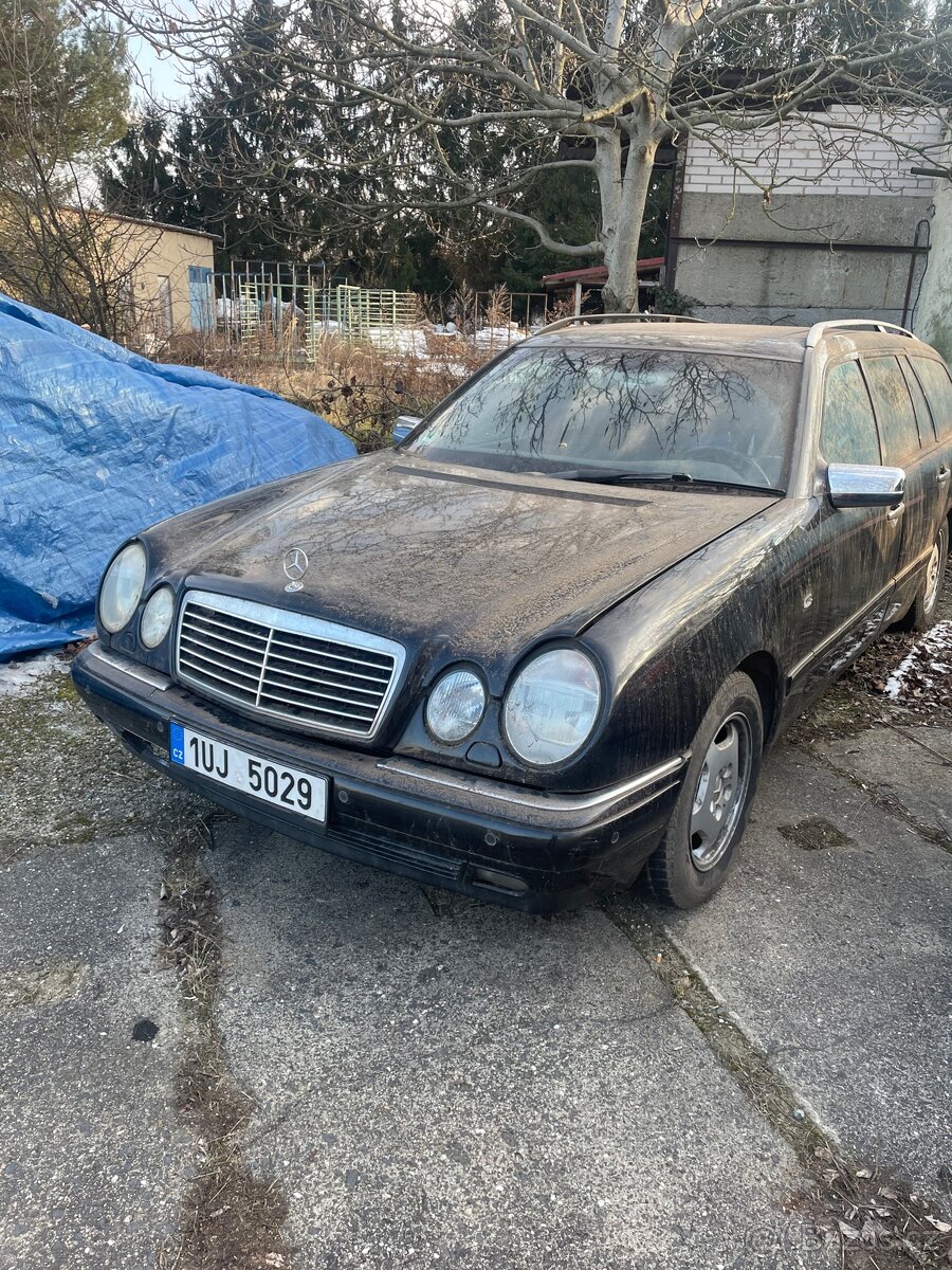 Mercedes e200 w210