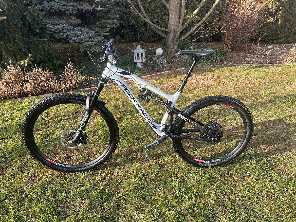 Rockmachine Blizzard 50-297 custom stavba