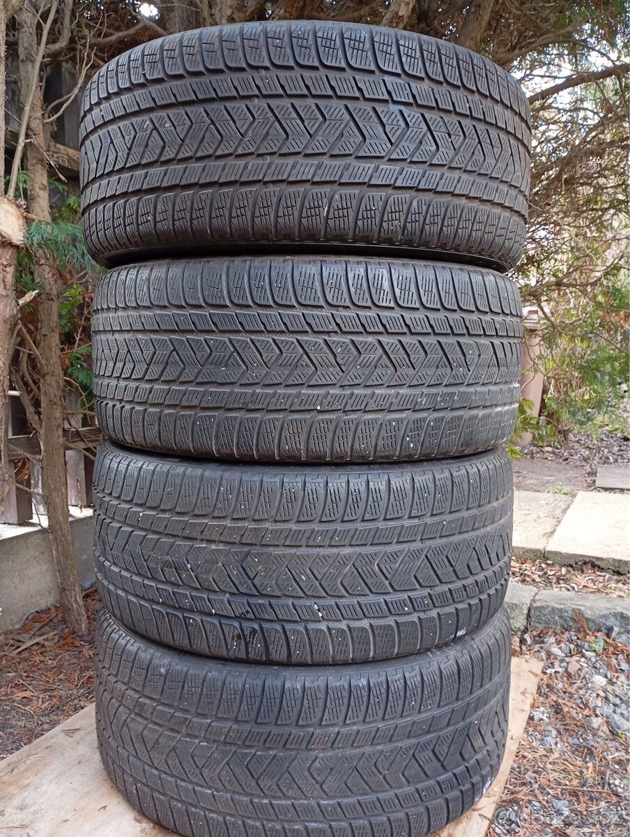 Zimní pneu Pirelli Scorpion Winter