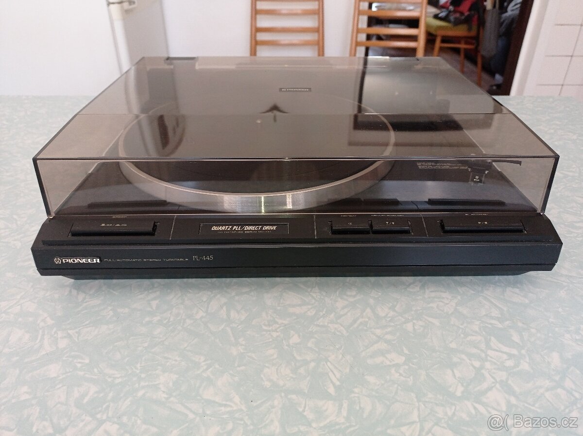 Gramofon- Top Pioneer PL-445 QUARTZ PLL DIRECT DRIVE