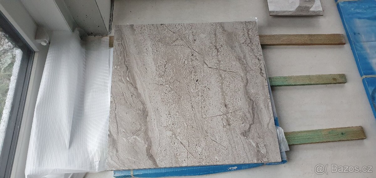 Dlažba 60x60x8 slinuta,rektifikovana,leskla