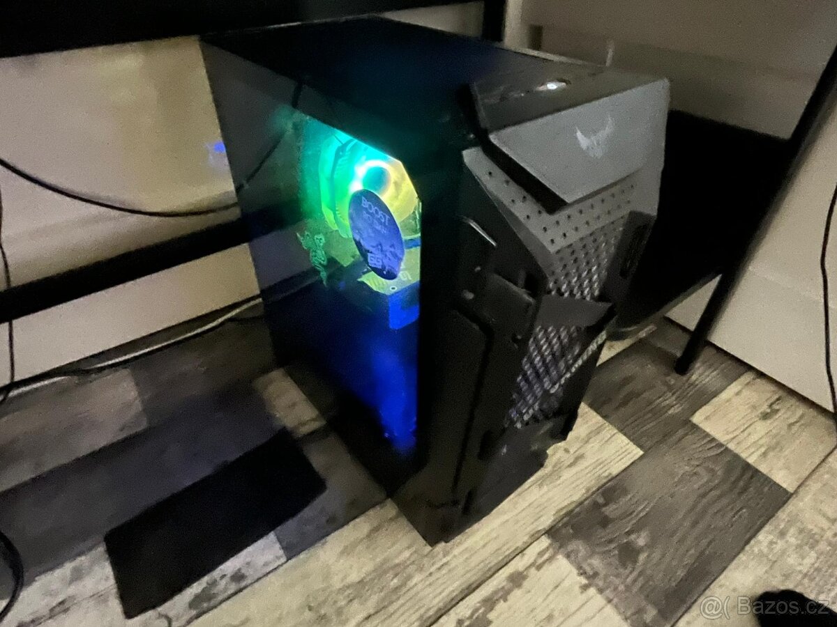 Herní stolní počítač od CZC.CZ,Gaming Knight GC142
