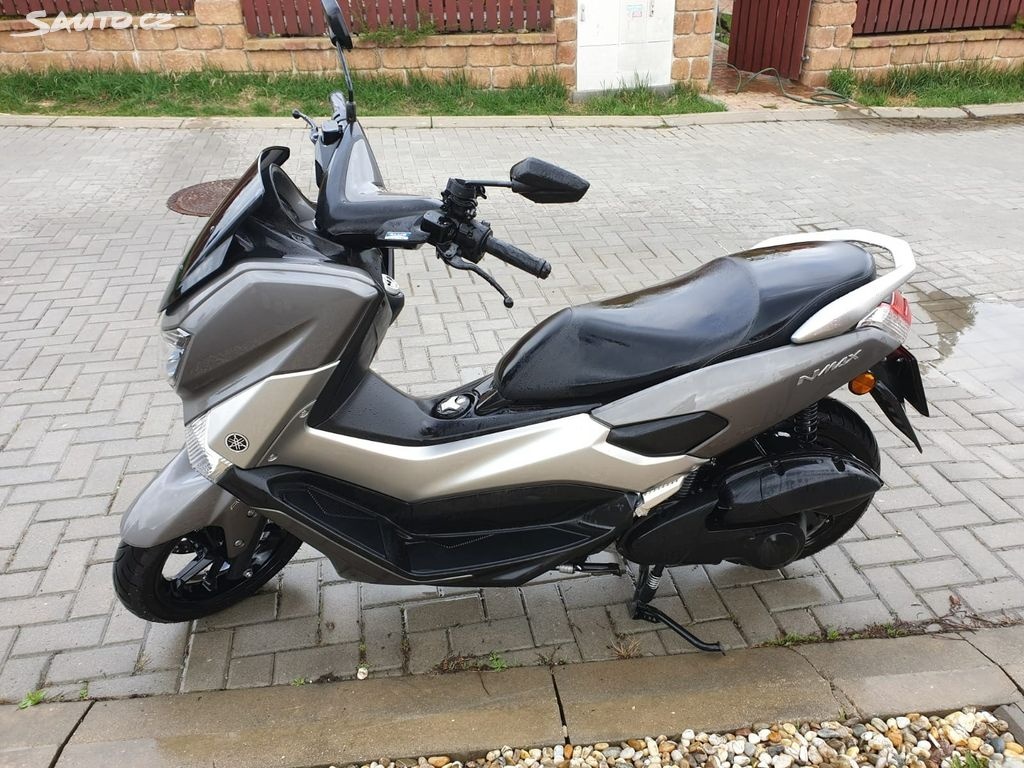 Scooter, kept in garage and like new