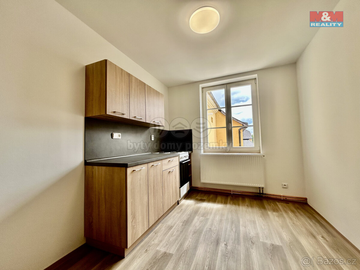 Pronájem bytu 2+kk, 53 m², Jindřichův Hradec, ul. Vídeňská
