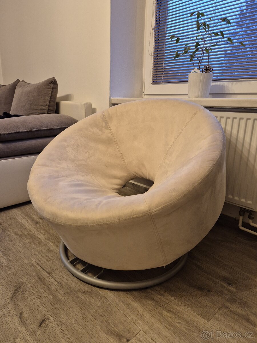 Donut křeslo