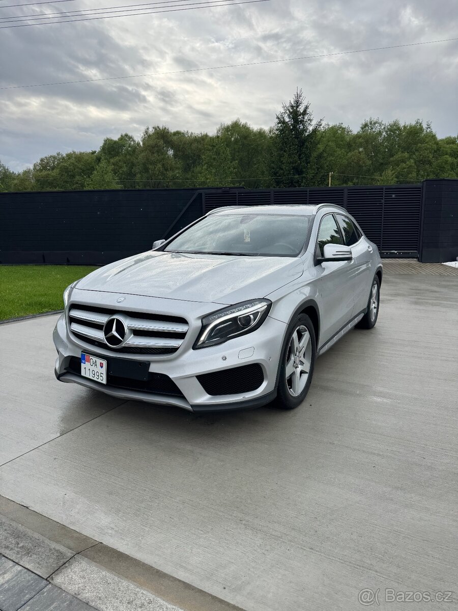 Mercedes benz GLA 200 AMG paket