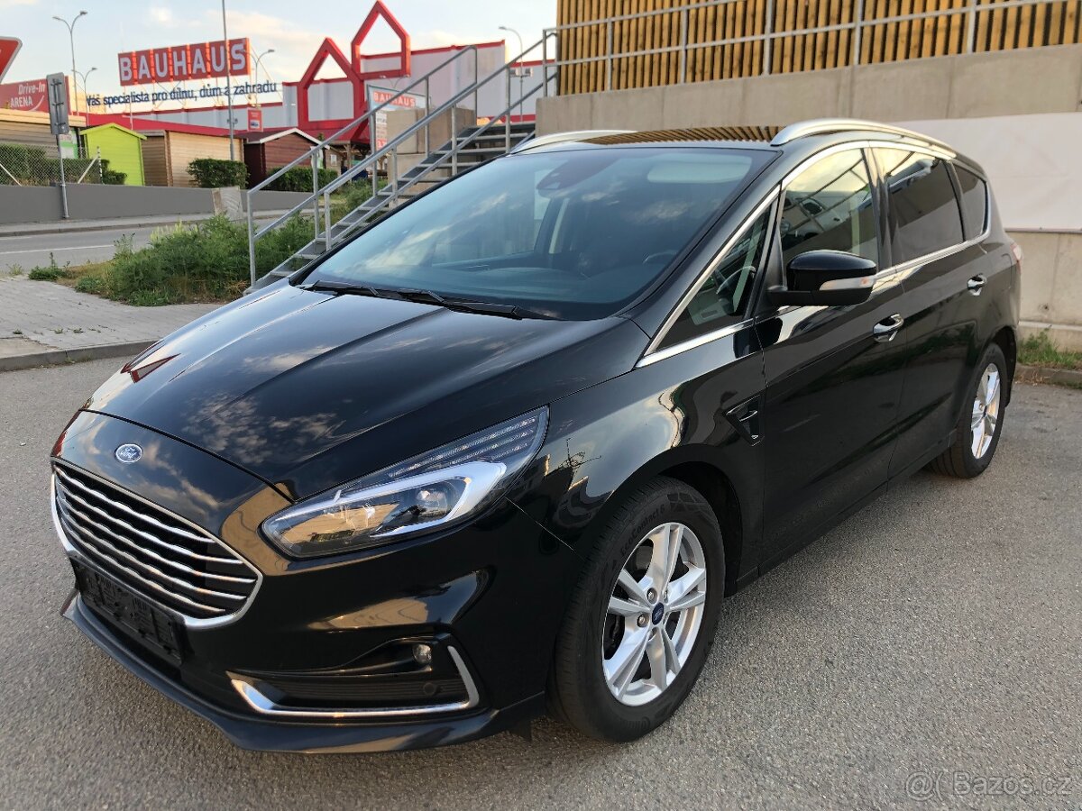 Ford S-Max 2.0 110 kw Ecoblue Titanium, LED, Velmi hezký DPH