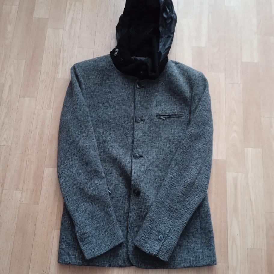 KRÁSNÝ PŘECHODOVÝ KABÁTEK VEL. 40 ZA MINI CENU