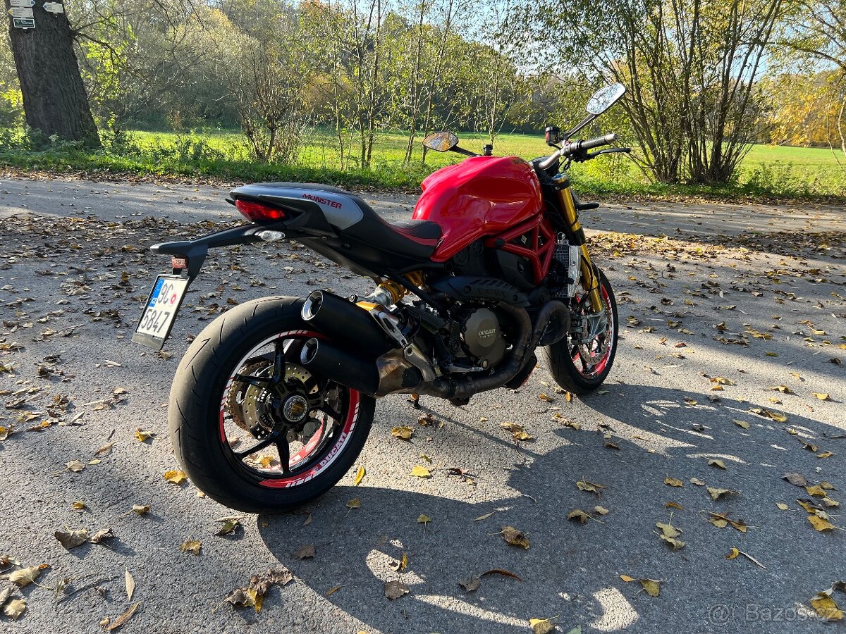 Ducati monster 1200s