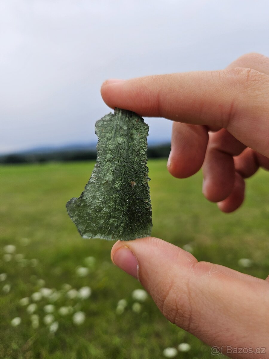 Zvonivy vltavín