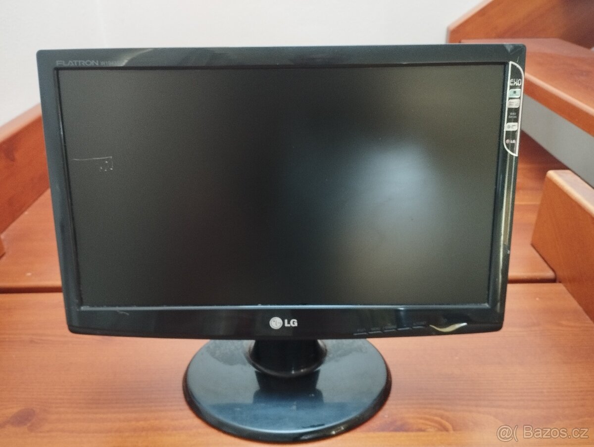 19" širokoúhlý standardní LG LCD monitor - W1943SB-PF