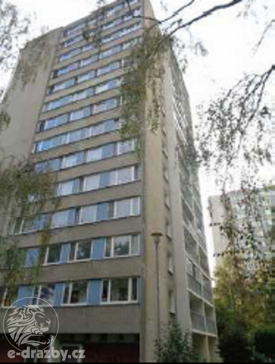 Prodej podílu 1/3 bytu 4+1 88 m², Pardubice - Zelené Předměs