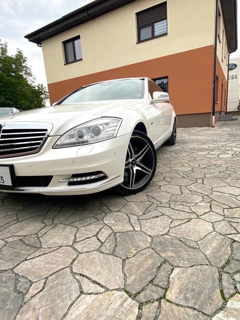 Prodám , najeto 92000km.
