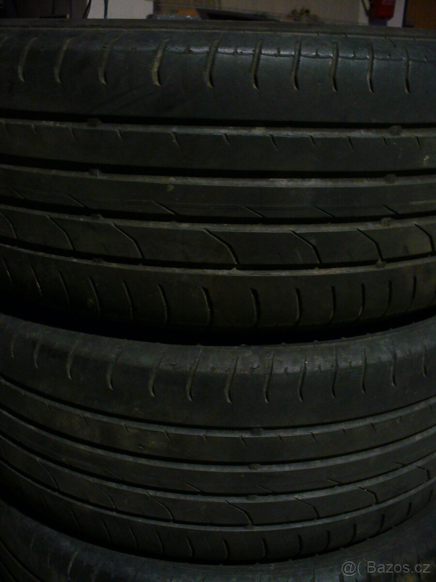 225/55/17 LETNÍ