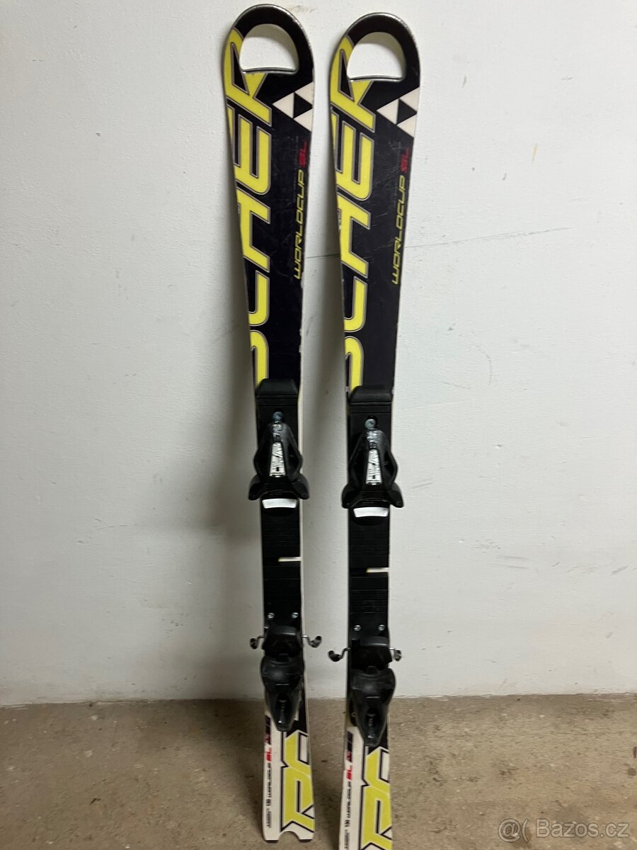 Prodám dětské lyže Fischer RC World Cup 130cm