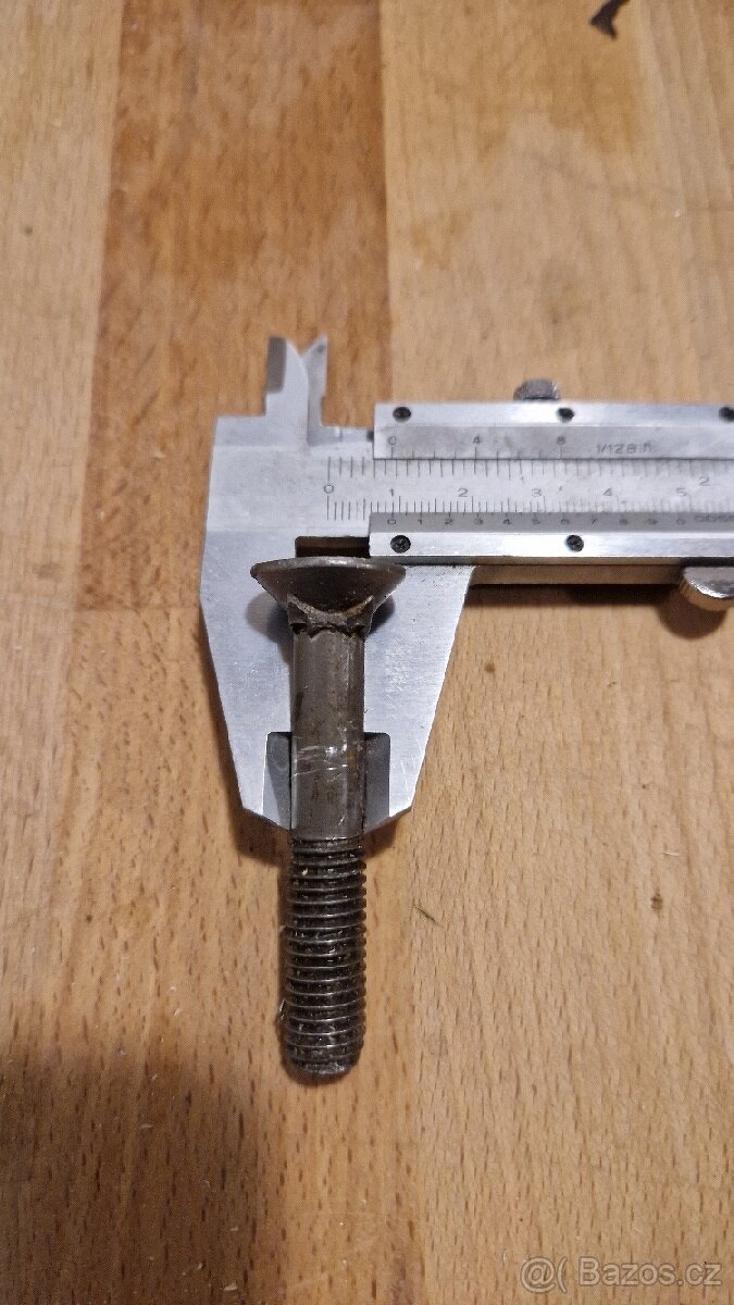 Šroub pluhový vratový M10x60