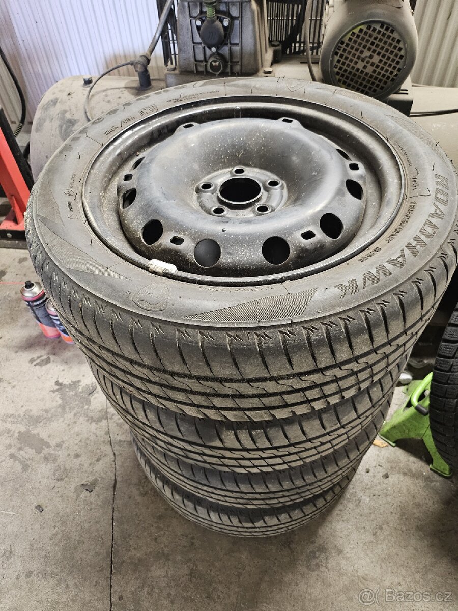 185 /55 R 15 82H sada pneu s disky