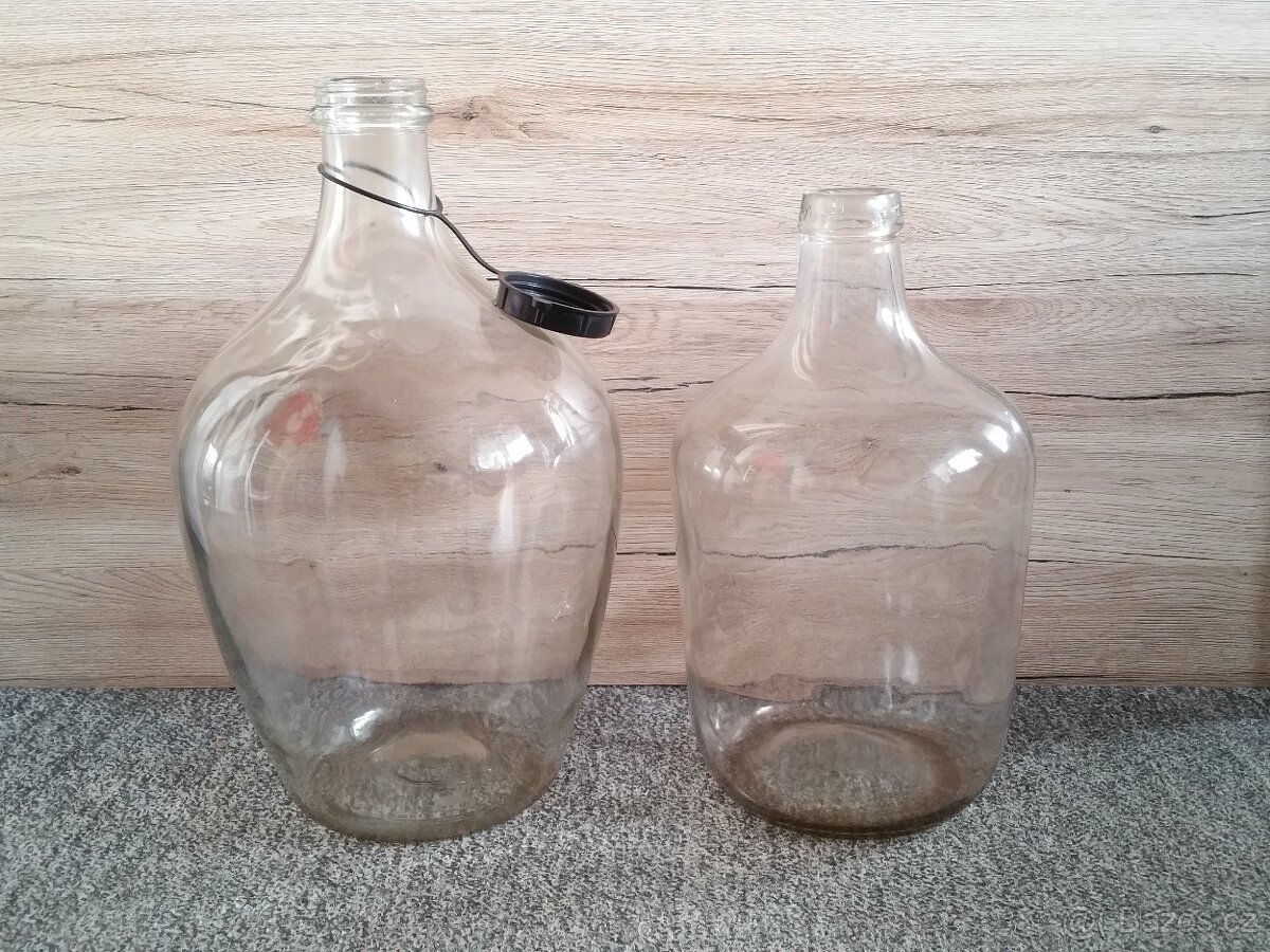 Demižony objem 15 a 10 l, Vsetin