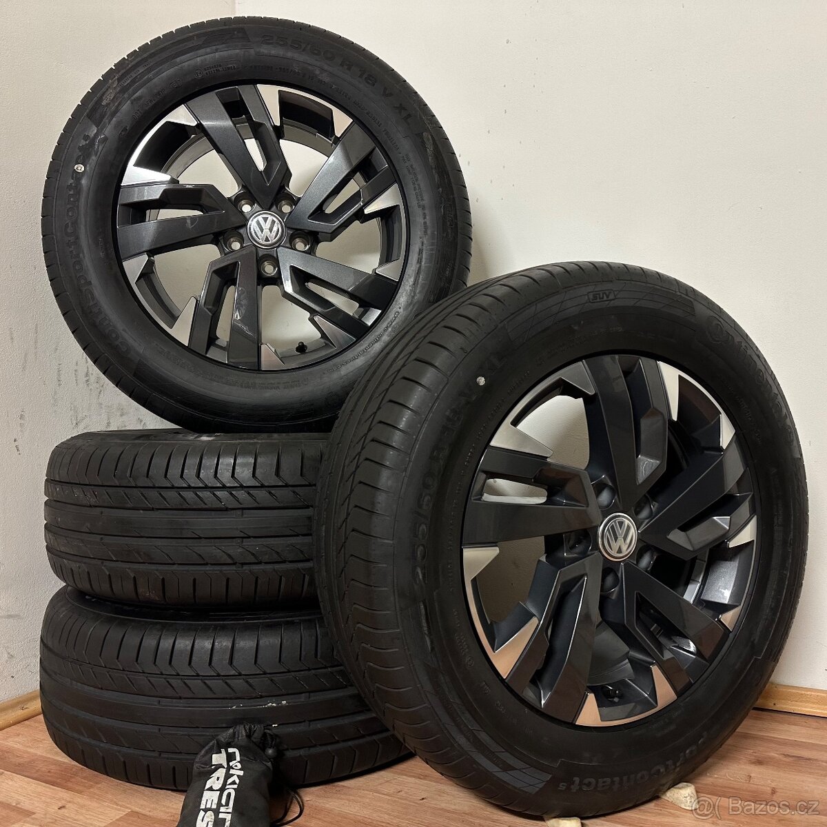 NOVÁ VW AMAROK 5x120 R18 ET45+LETNÍ 255/60R18 7,5mm