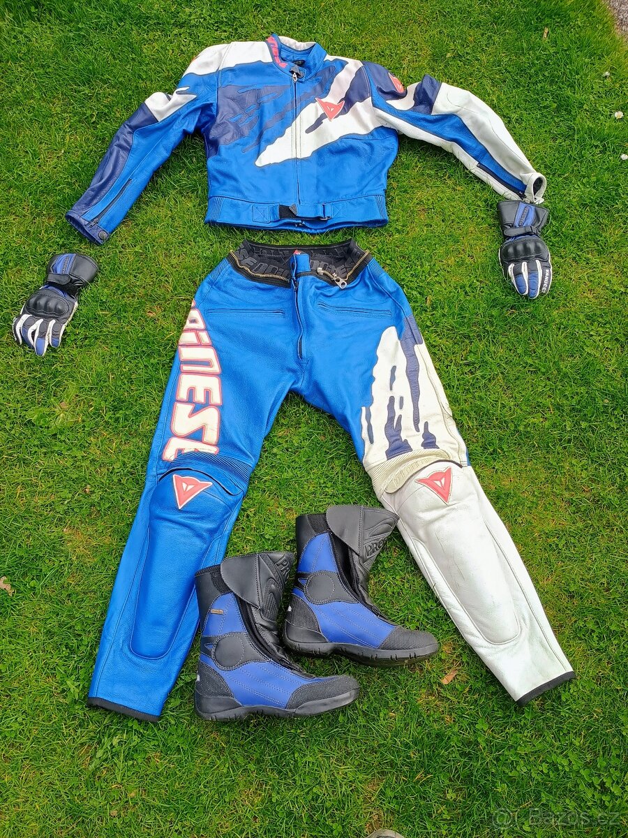 Prodám dvoudílnou kombinézu Dainese na motorku, velikost 44