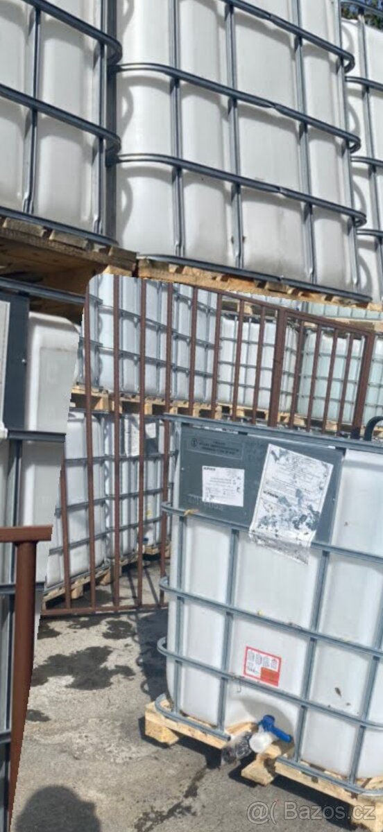 Ibc kontejner, 1000 litrový nádrž, retenční nádoba, sud 1000
