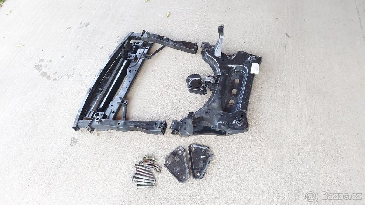 Nissan Qashqai J11: Nápravnice přední