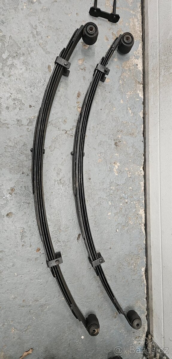 Ford Mustang 1969 listová pera