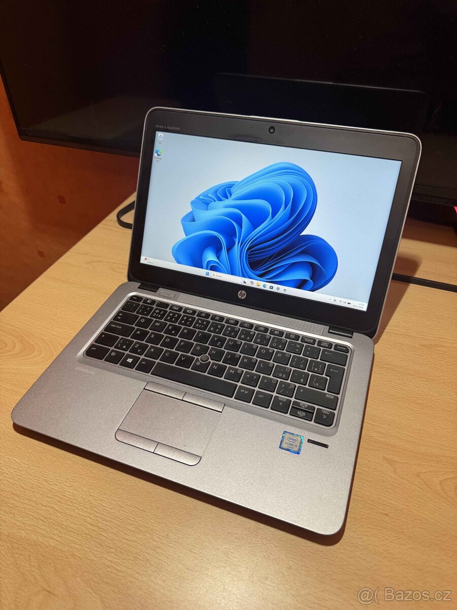 Prémiový HP EliteBook 820 G3 (i5, 8GB, SSD)