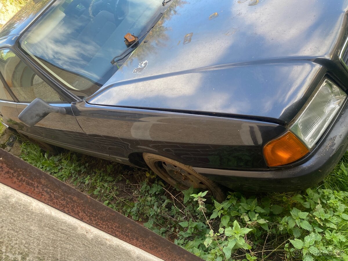 Audi 80 b3 díly