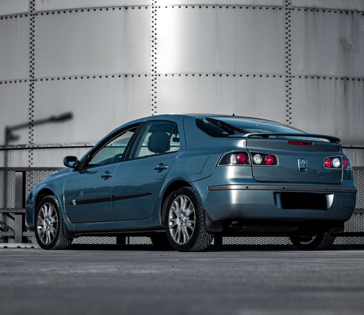 Zadní černá světla Renault Laguna II