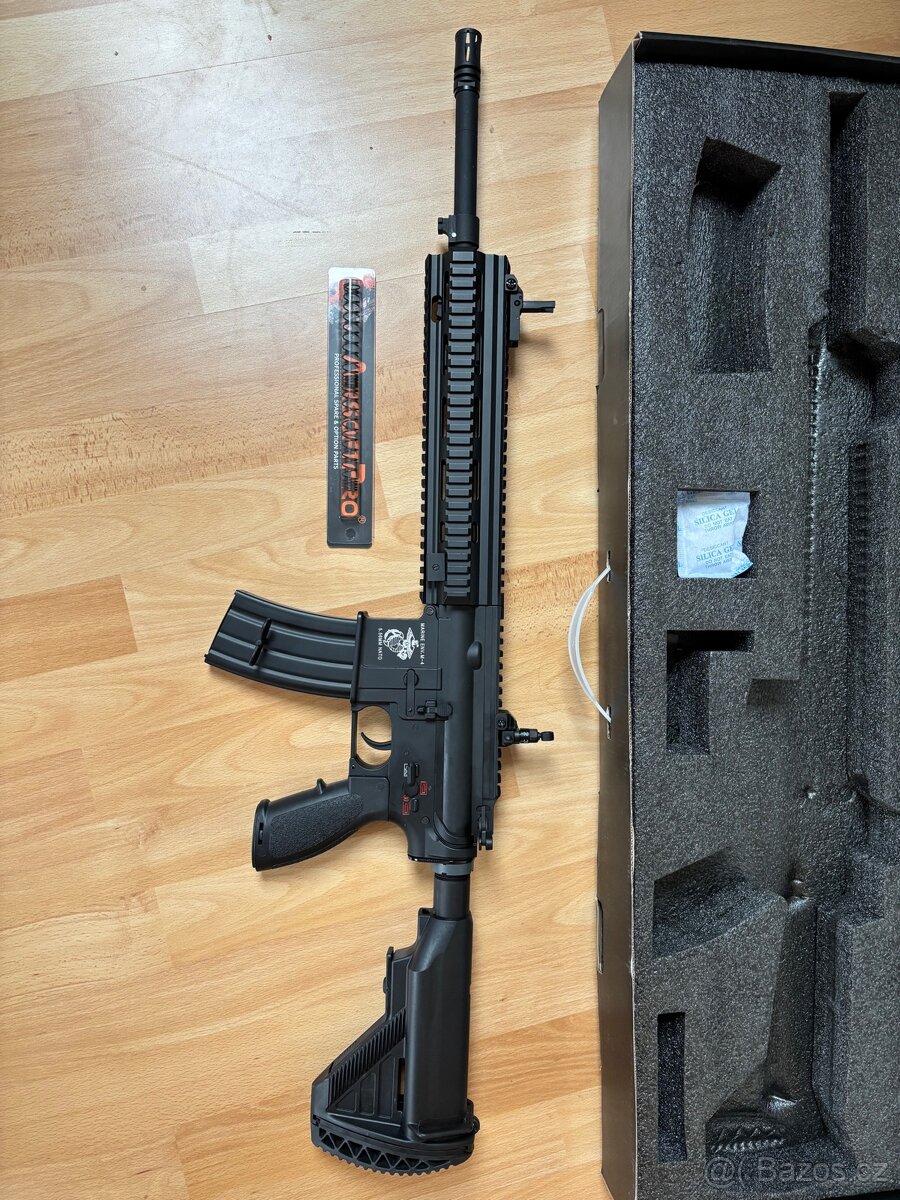 Samopal M4 airsoft