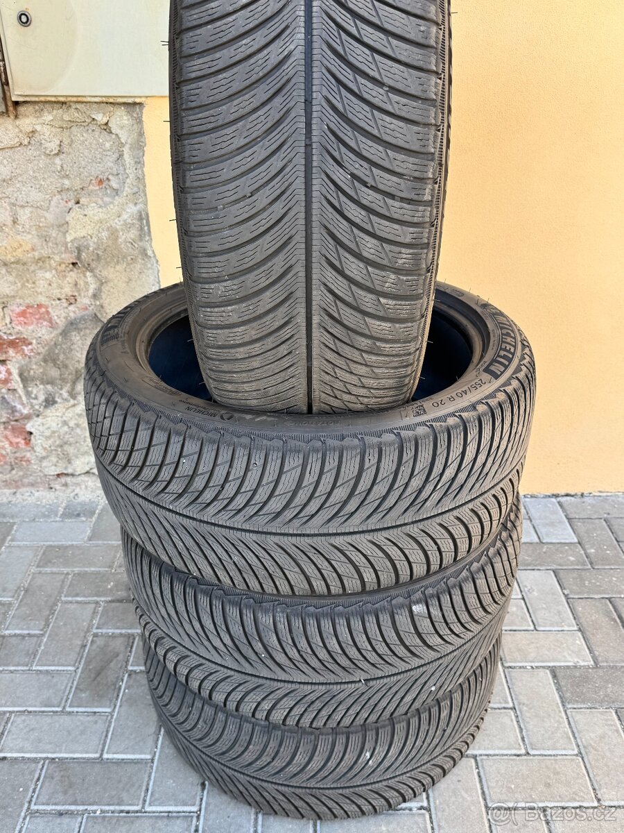 255/40/20 jeté zimní Michelin 4ks