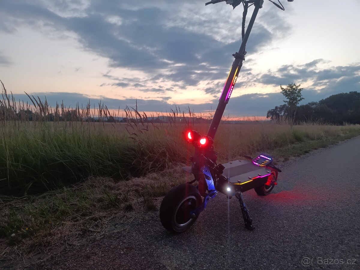 Elektro koloběžka Halo Knight