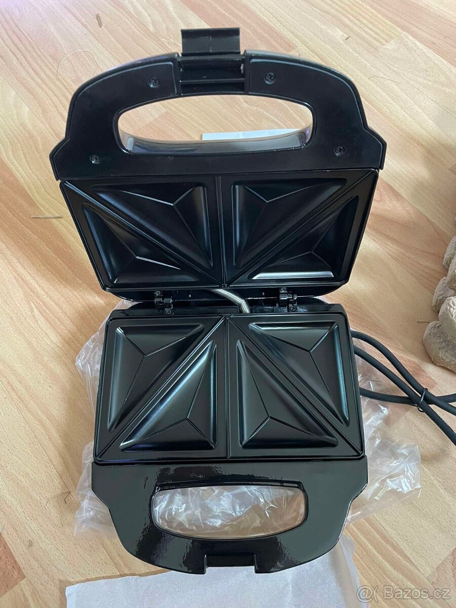 Sendvičovač ETA Campo 4151 90010