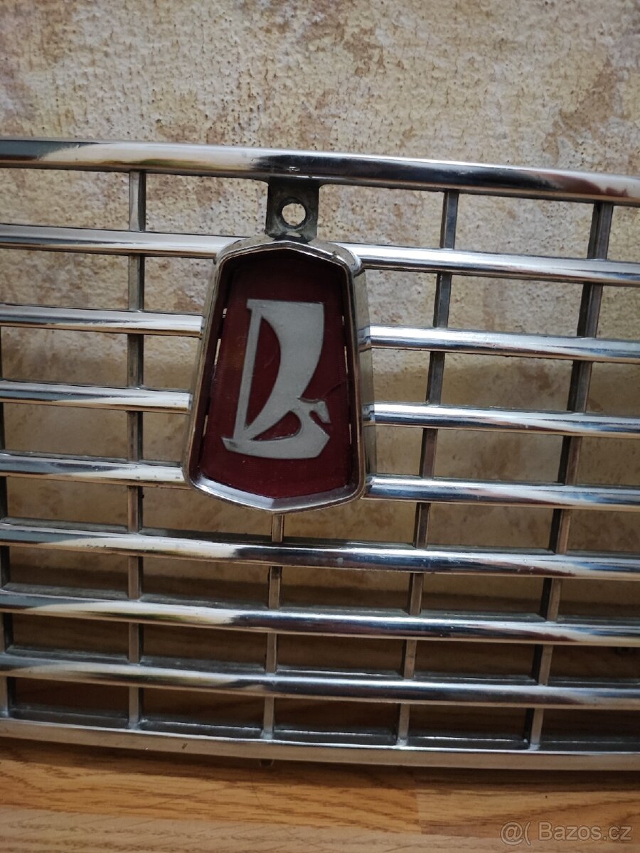 Lada VAZ 2101-maska