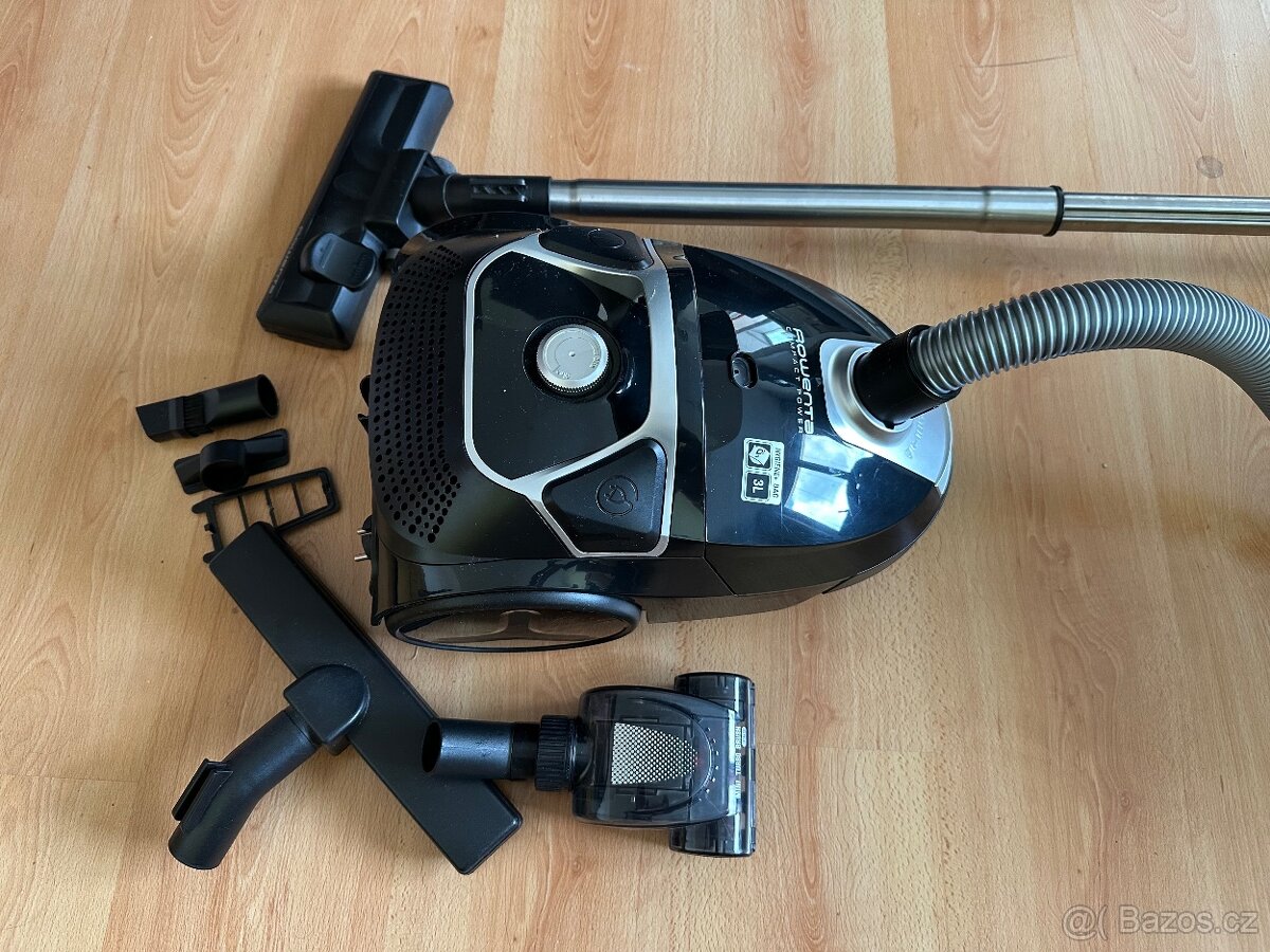 Zánovní vysavač Rowenta RO3985EA