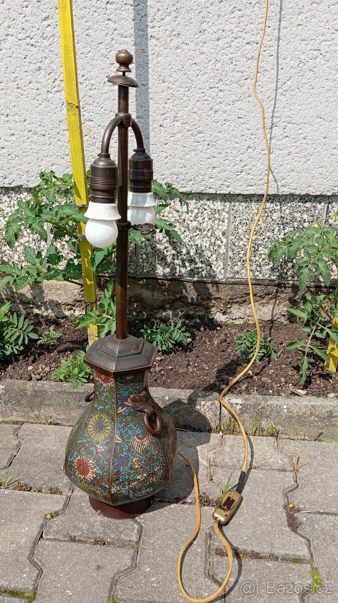 Stolní lampa Cloisonne