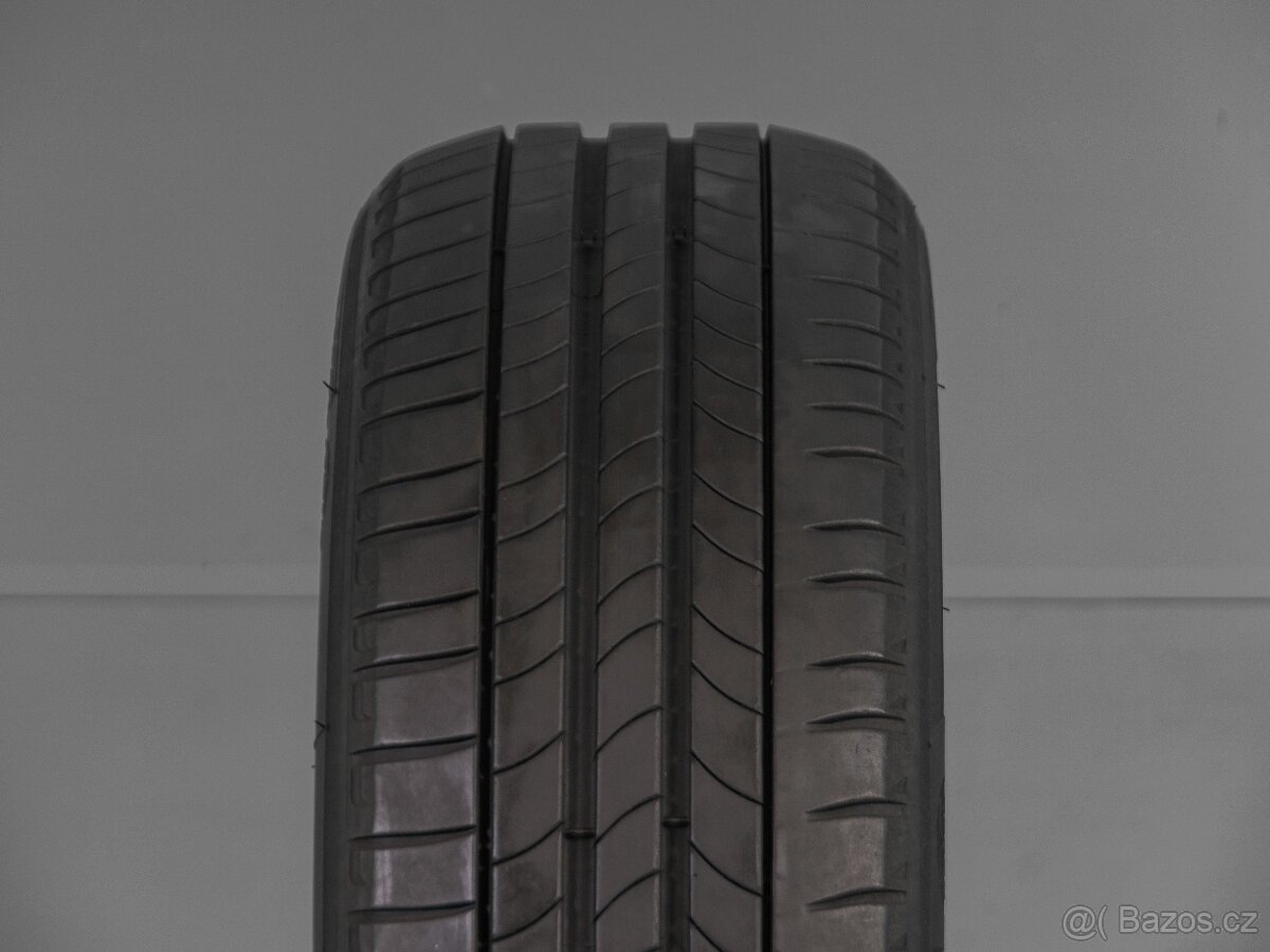 MICHELIN R17 LETNÍ PNEU 215/55/17 94H, 2KS (1770B)