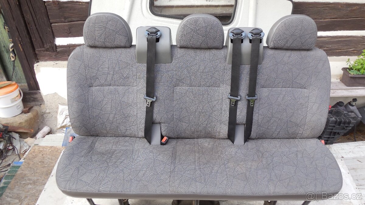 Ford transit sedačka