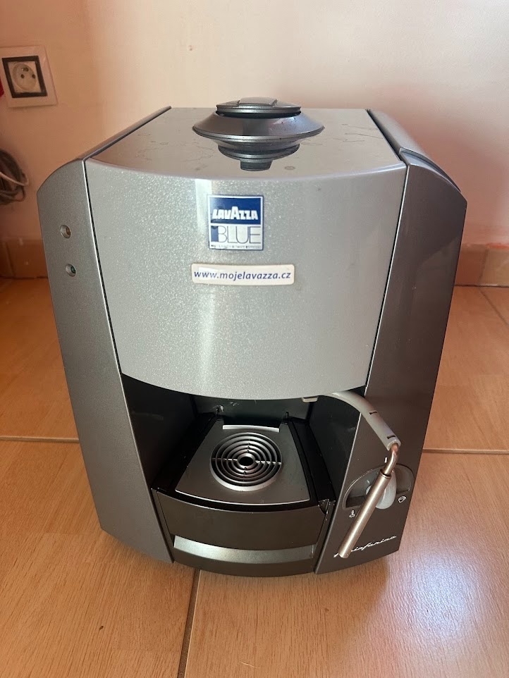 Kávovar Lavazza Blue